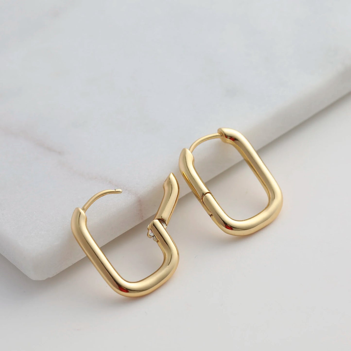 Sculpted Square Hoops